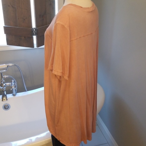 POL tee - Picture 5 of 8